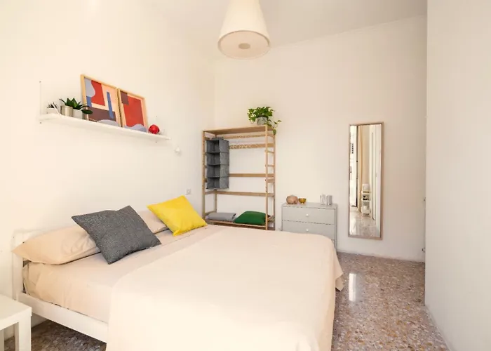 Bed and breakfast Your Nest In *